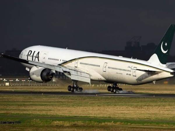 Pakistan Airline Resumes Its Flight Operations For UAE 