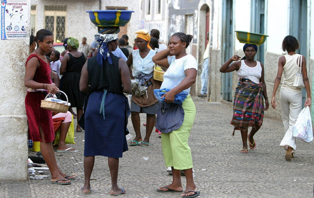 CRS Uses Lessons Learned From Ebola To Fight Zika In Cape Verde 