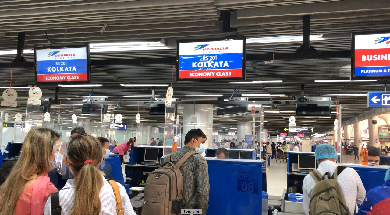 Passengers Arriving In Bangladesh To Fill Up Health Declaration Form 